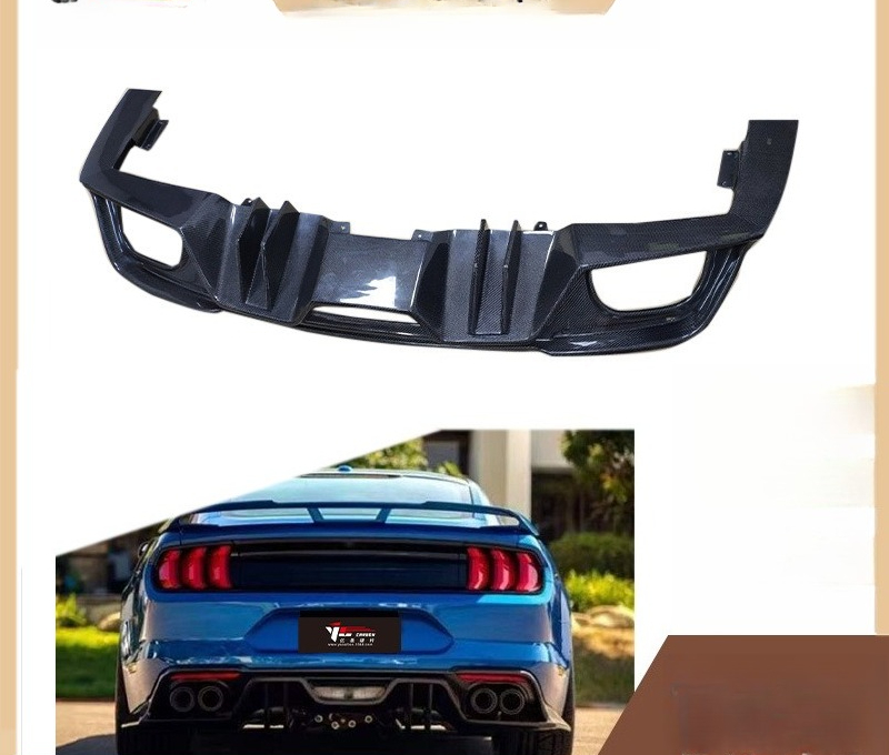 Tylna listwa z włókna węgloweg – Car Accessories Lipa recenzja i cena
